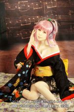super-sonico-cosplay-sonico-kost_me-kimono-kleid-2