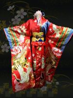 vocaloid-2-cosplay-hatsune-miku-kost_m-kimono-kleid-rot-2