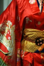 vocaloid-2-cosplay-hatsune-miku-kost_m-kimono-kleid-rot-4